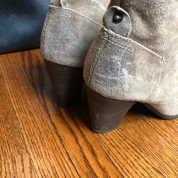 Clarks lace up boots - Picture 8 of 8